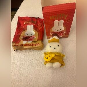 SECRET <3 miffy plush keychain
